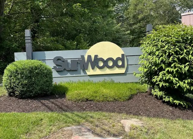 Property at 492 Pumpkin Hill Rd #492, Shelton, CT, 06484, 2 beds, 1.5 baths, [object Object]