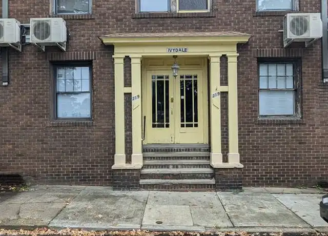 Property at 219 5th St NE, Massillon, OH, 44646, 1 bed, 1 bath, [object Object]