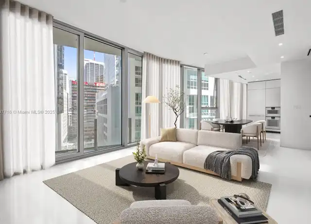 Property at 300 Biscayne Boulevard Way Unit E1106, Miami, FL, 33131, 1 bed, 1.5 baths, [object Object]