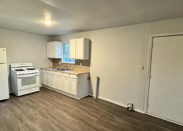 Property at 1500 Escalon Ave Unit 701, San Antonio, TX, 78221, 2 beds, 1 bath, [object Object]