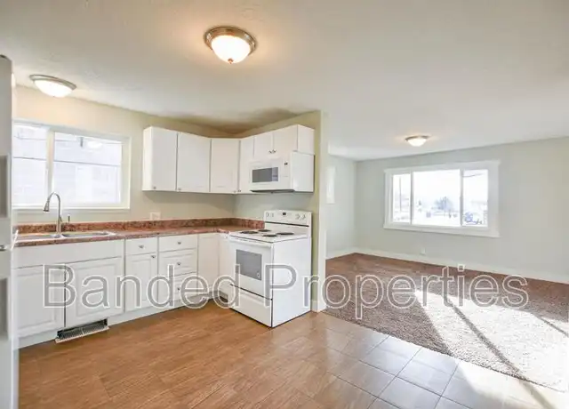 Property at 2965 S 500 E, South Salt Lake, UT, 84106, 3 beds, 1 bath, [object Object]