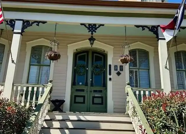 Property at 1122 Sealy St, Galveston, TX, 77550, 4 beds, 3 baths, [object Object]