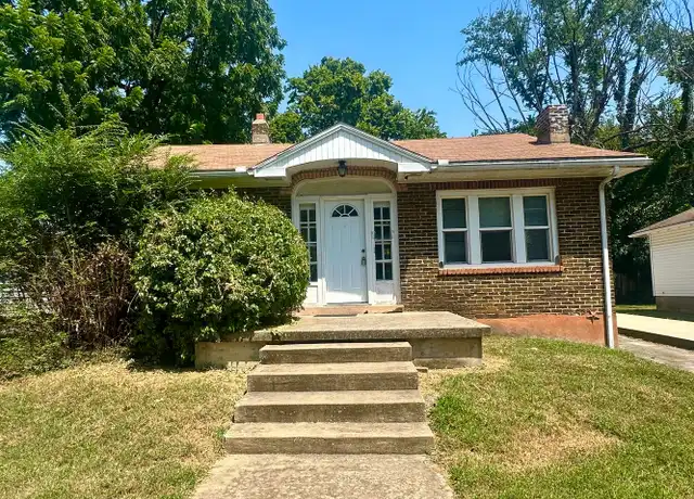 Property at 1105 E Loren St, Springfield, MO, 65807, 2 beds, 1 bath, [object Object]