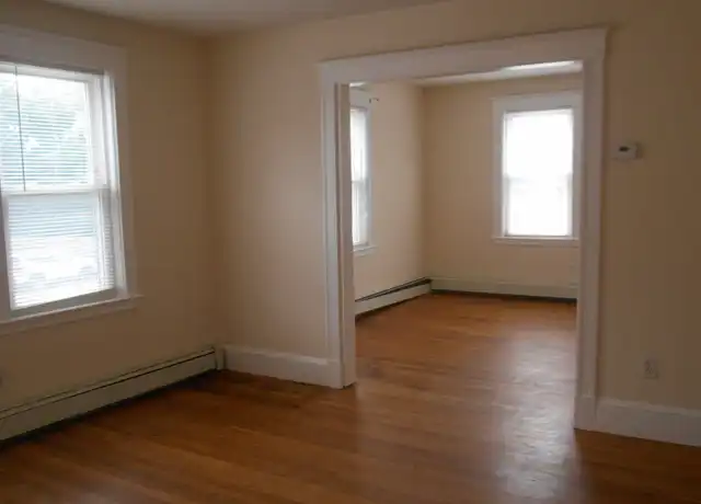 Property at 104 Elson Rd Unit 2, Waltham, MA, 02451, 1 bed, 1 bath, [object Object]