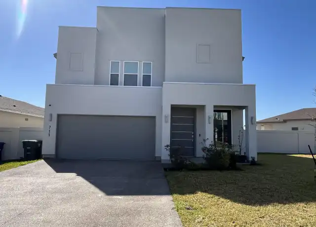 Property at 711 Solaz Dr, Laredo, TX, 78045, 3 beds, 2.5 baths, [object Object]