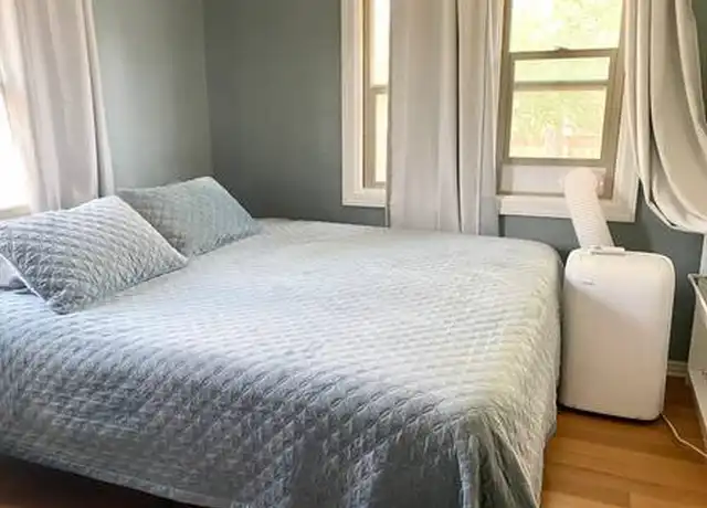 Property at 1242 S 300 E, Salt Lake City, UT, 84111, 2 beds, 1 bath, [object Object]
