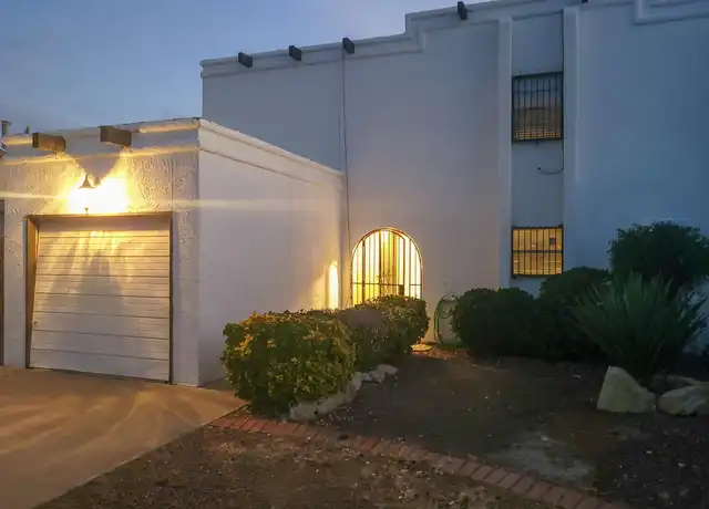 Property at 10910 Highwood Way, El Paso, TX, 79936, 3 beds, 2 baths, [object Object]