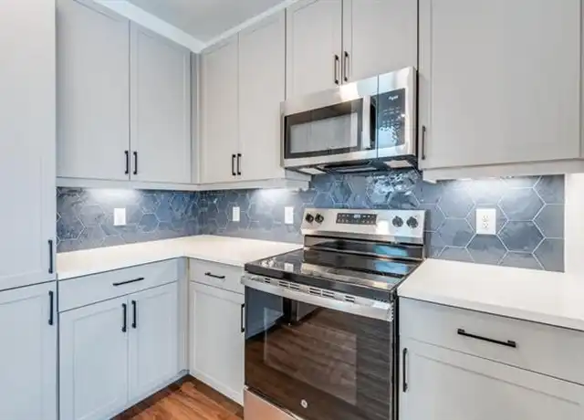 Property at 627 N Lancaster Ave #312, Dallas, TX, 75203, 2 beds, 2 baths, [object Object]