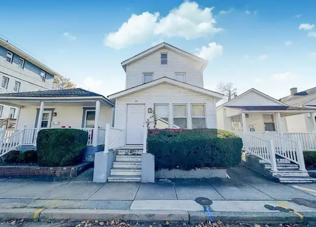 Property at 92 Poplar Ave, Deal, NJ, 07723, 3 beds, 1.5 baths, [object Object]