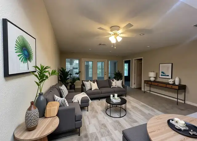 Property at Club (D-04) - 200 Golf View Dr, Branson, MO, 65616, 1 bed, 1 bath, [object Object]