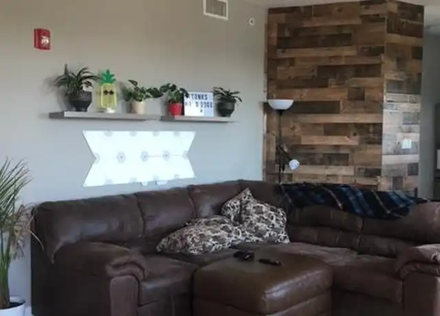 Property at 148 W Girard Ave Unit 4, Philadelphia, PA, 19123, 2 beds, 2 baths, [object Object]