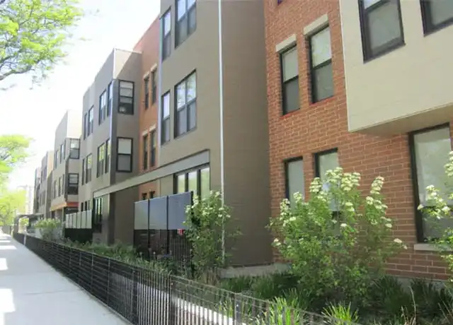 Property at 6129 S Cottage Grove Ave Unit 102, Chicago, IL, 60637, 2 beds, 1 bath, [object Object]