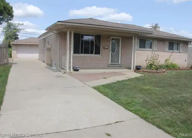 Property at 3031 Fox Hill Dr, Sterling Heights, MI, 48310, 3 beds, 2 baths, [object Object]