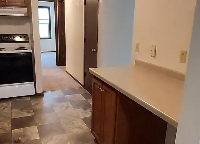 Property at 1151 Packerland Dr, Green Bay, WI, 54304, 2 beds, 1 bath, [object Object]