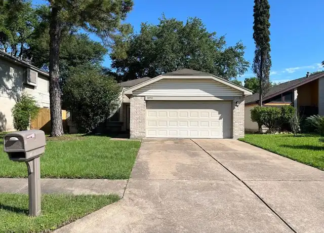 Property at 10550 Walnut Glen Dr, Houston, TX, 77064, 3 beds, 2 baths, [object Object]