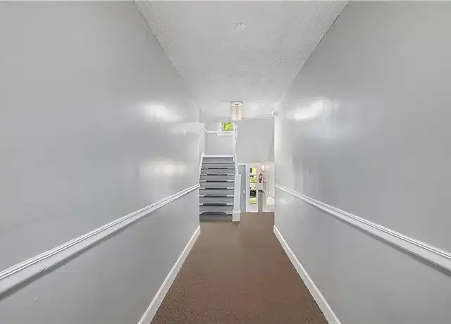 Property at MANORSOUTH - 2729 Campbell St, Kansas City, MO, 64109, 0-1 beds, 1 bath, [object Object]