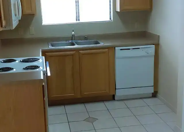 Property at 251 Roadrunner Pkwy Unit 804, Las Cruces, NM, 88011, 3 beds, 2 baths, [object Object]