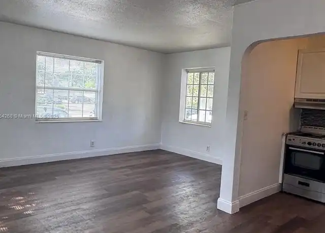 Property at 2331 Adams St #18, Hollywood, FL, 33020, 0 beds, 1 bath, [object Object]