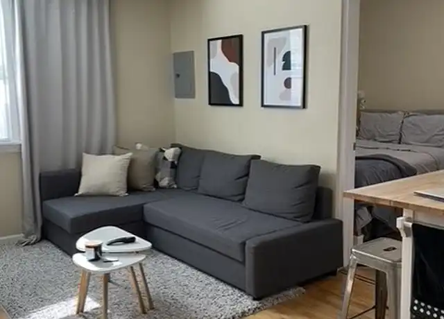 Property at 3240 N Clark St Unit 3M, Chicago, IL, 60657, 1 bed, 1 bath, [object Object]