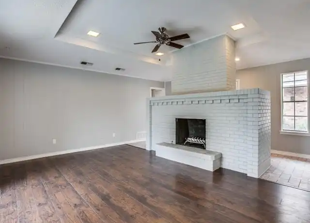 Property at 726 Cottonwood Cir, Desoto, TX, 75115, 3 beds, 2 baths, [object Object]