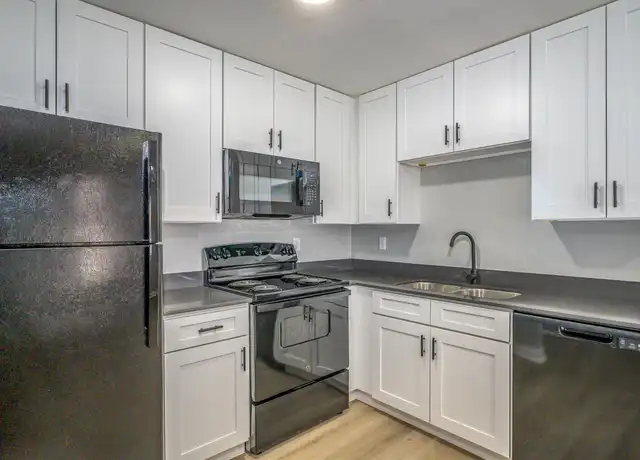 Property at 1533 S Bronough St Unit M, Tallahassee, FL, 32301, 2 beds, 1 bath, [object Object]