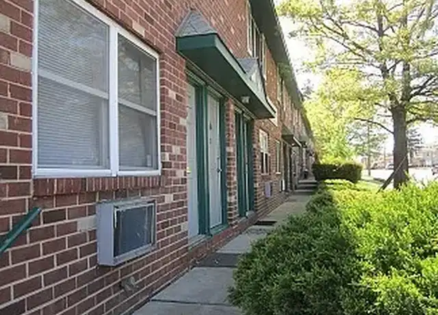 Property at Oak Ridge Apartments - 617 N White Horse Pike, Laurel Springs, NJ, 08021, 1 bed, 1 bath, [object Object]