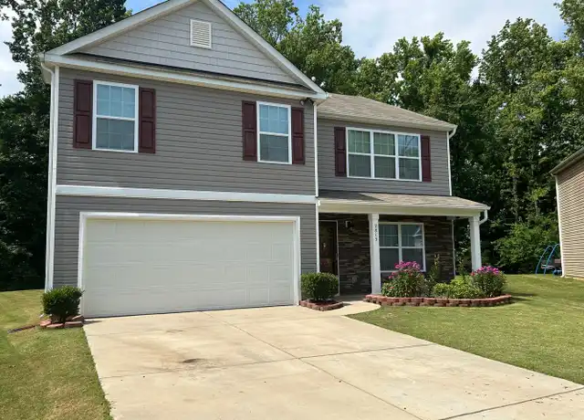 Property at 2815 Tancor Ct, Charlotte, NC, 28269, 5 beds, 3 baths, [object Object]
