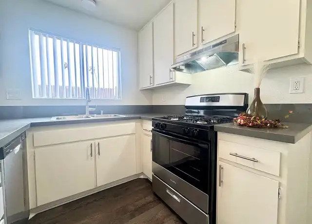 Property at Victoria Pines - 332 Victoria St, Costa Mesa, CA, 92627, 2 beds, 1 bath, [object Object]