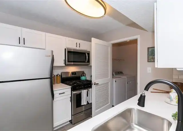 Property at 820 Canton Rd Unit 01-712, Marietta, GA, 30060, 1 bed, 1 bath, [object Object]