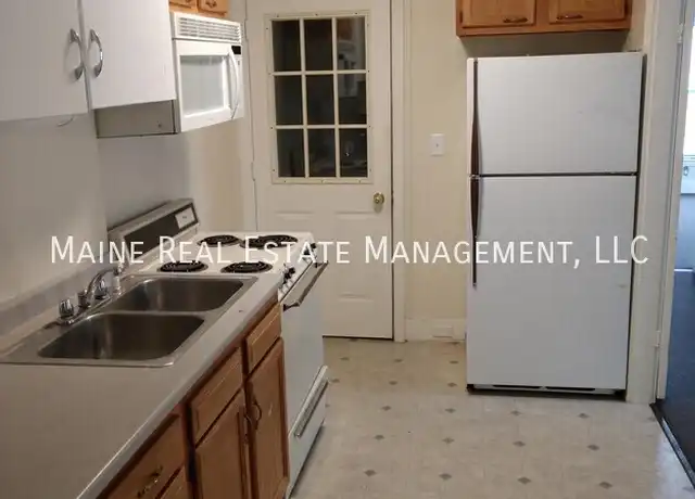 Property at 98 Western Ave Unit 4, Augusta, ME, 04330, 1 bed, 1 bath, [object Object]