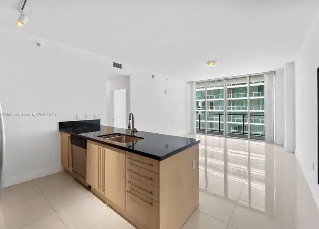 Property at 79 SW 12th St Unit 2108S, Miami, FL, 33130, 1 bed, 1 bath, [object Object]