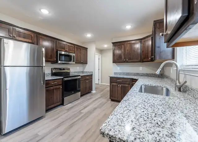 Property at Oakwood Heights Townhomes - 625 Turner Ave, Republic, MO, 65738, 3 beds, 2.5 baths, [object Object]