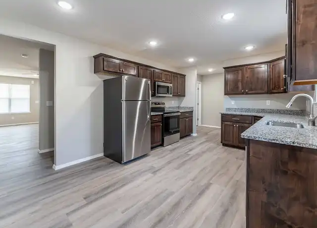 Property at Oakwood Heights Townhomes - 625 Turner Ave, Republic, MO, 65738, 3 beds, 2.5 baths, [object Object]