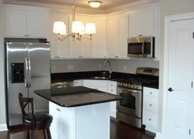 Property at 160 School St Unit 2-3, Waltham, MA, 02451, 2 beds, 2 baths, [object Object]
