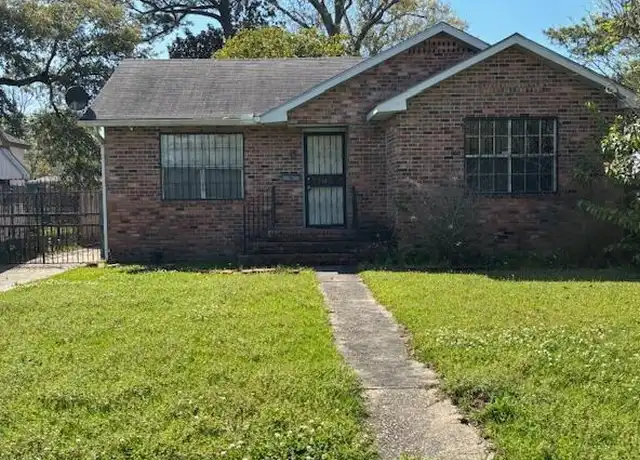 Property at 1745 N 17th St, Baton Rouge, LA, 70802, 2 beds, 2 baths, [object Object]