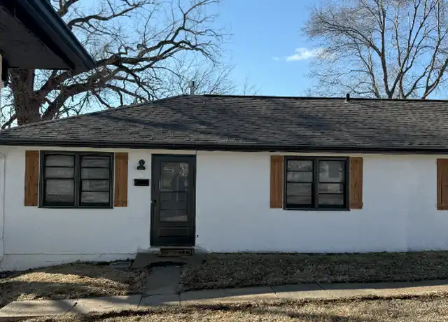 Property at 4005 Hartman Cir Unit 5, Omaha, NE, 68111, 2 beds, 1 bath, [object Object]
