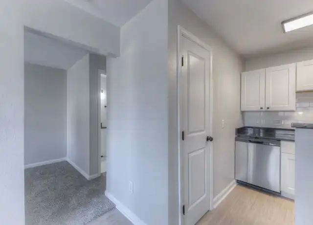 Property at 1337 E 61st St Unit 02K, Tulsa, OK, 74136, 1 bed, 1 bath, [object Object]