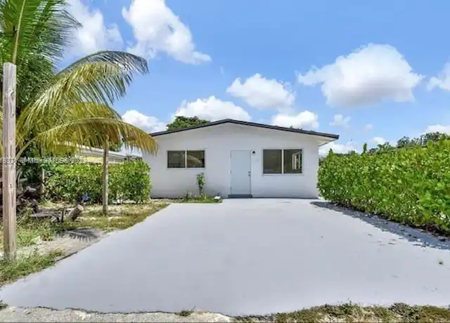 Property at 2985 NW 90th St, Miami, FL, 33147, 2 beds, 1 bath, [object Object]