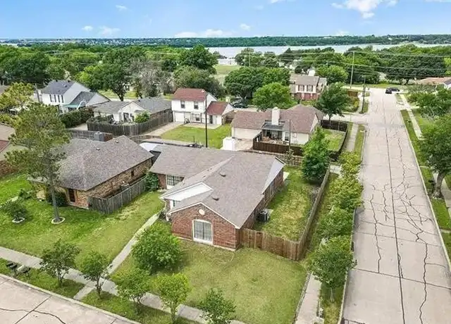 Property at 4617 Carmel Ln, Rowlett, TX, 75088, 3 beds, 2 baths, [object Object]