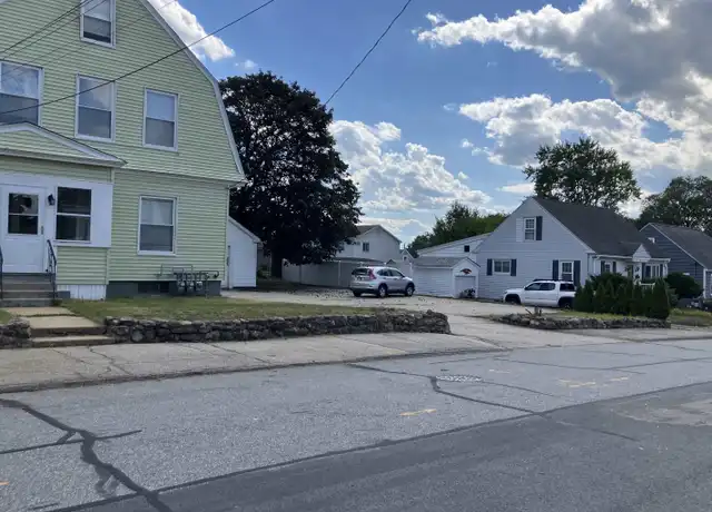 Property at 635 Shasta St, Manchester, NH, 03103, 2 beds, 1 bath, [object Object]