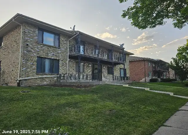 Property at 4231 N 104th St Unit 5, Milwaukee, WI, 53222, 2 beds, 1.5 baths, [object Object]