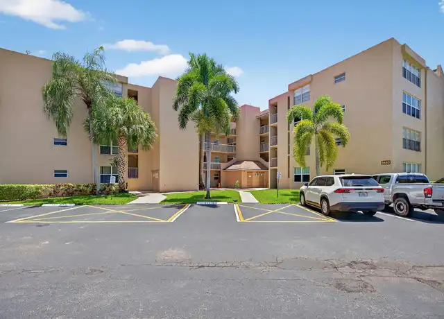 Property at 9480 Tangerine Pl #202, Davie, FL, 33324, 2 beds, 2 baths, [object Object]