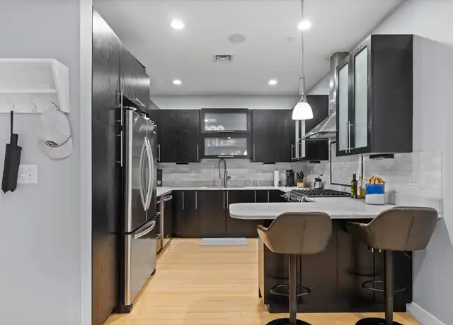 Property at 152 Old Colony Ave #9, South Boston, MA, 02127, 2 beds, 2 baths, [object Object]