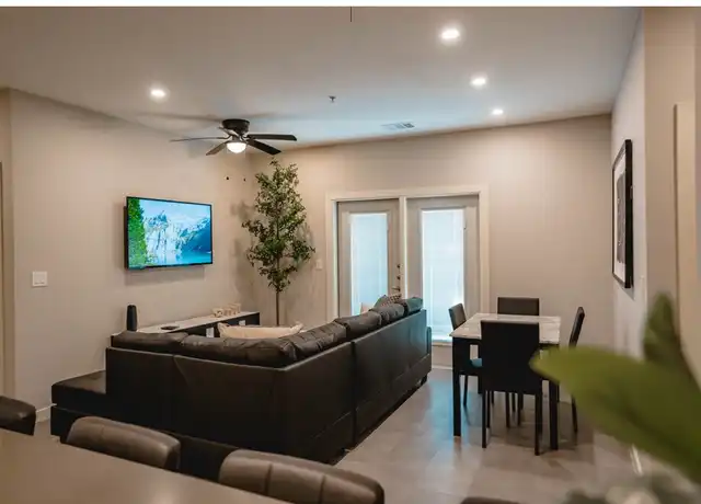 Property at 7220 W Interstate Highway 2 Fl STW 4 WITH BALCONY), Mission, TX, 78572, 2 beds, 2 baths, [object Object]