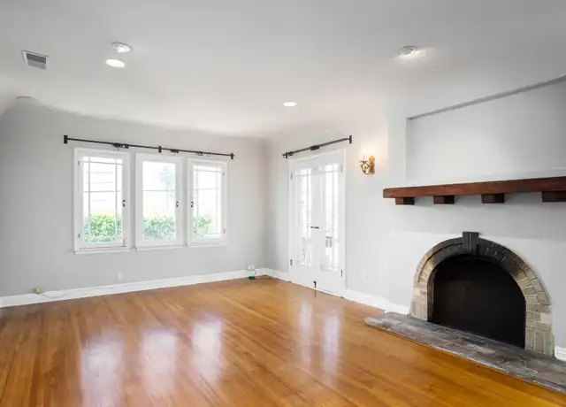 Property at 4810 Dockweiler St Unit Dockweiler 4808 ACTIVE, Los Angeles, CA, 90019, 2 beds, 1 bath, [object Object]