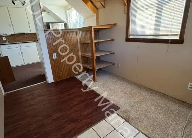 Property at 304 Caroline St, Essexville, MI, 48732, 1 bed, 1 bath, [object Object]