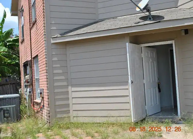 Property at 12700 Leader St Unit C, Houston, TX, 77072, 2 beds, 1.5 baths, [object Object]