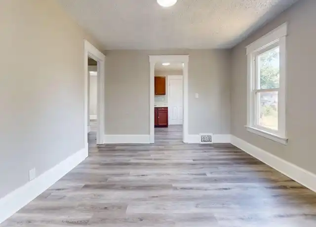 Property at 753 Johnston St Unit 2, Akron, OH, 44306, 2 beds, 1 bath, [object Object]