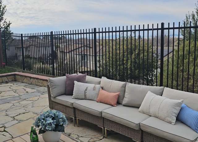 Photo of 169 Copper Beech Gln, Hercules, CA 94547