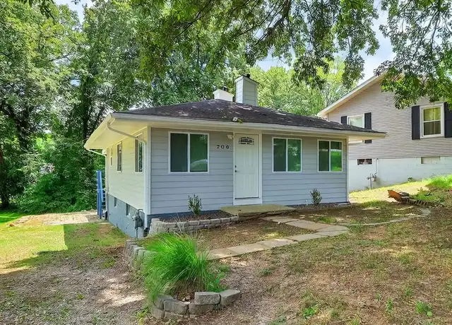 Property at 706 S 15th St, Belleville, IL, 62220, 2 beds, 2 baths, [object Object]